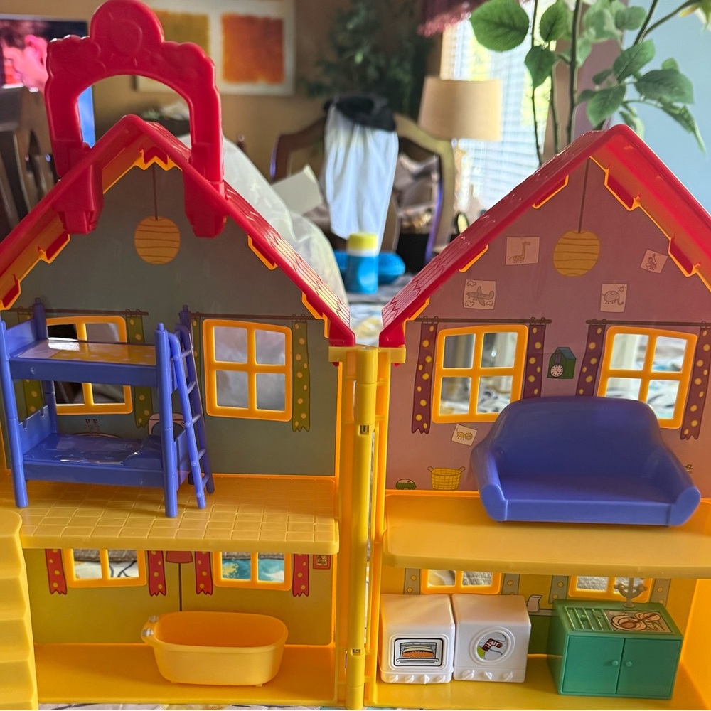 Peppa Pig house